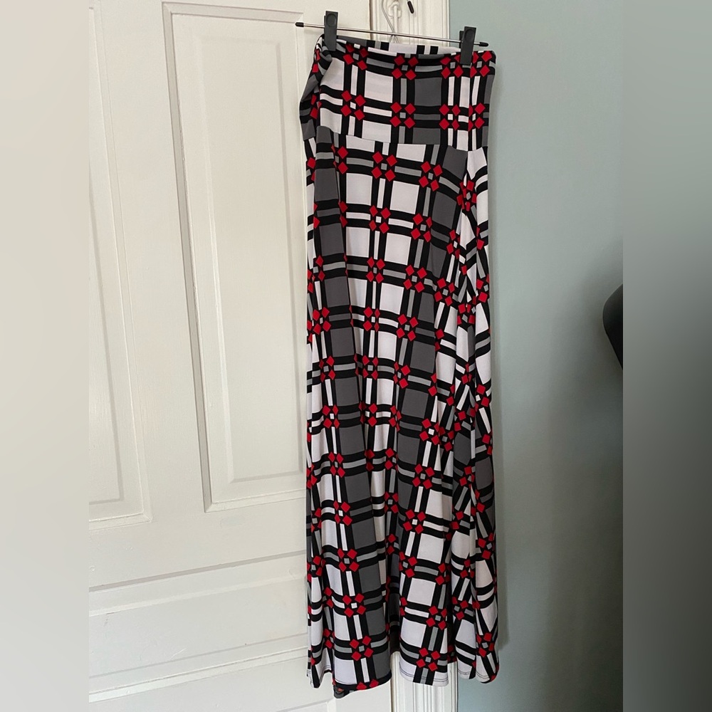Small LuLaRoe maxi skirt